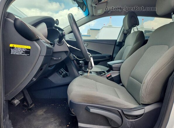 5XYZT3LB8HG435786 2017 HYUNDAI SANTA Silver Вид салону спереду