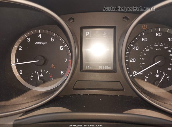 5XYZTDLB0HG460056 2017 HYUNDAI SANTA FE SPORT Silver Вид задніх сидінь