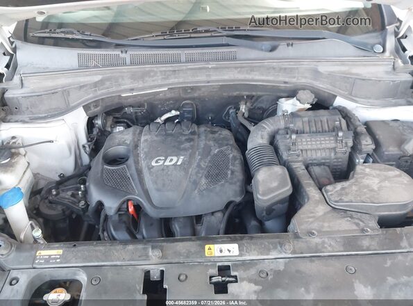 5XYZTDLB1GG352396 2016 HYUNDAI SANTA FE SPORT Silver Вид ззаду