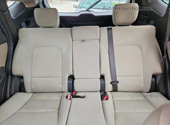 5XYZTDLB7HG493927 2017 HYUNDAI SANTA Gray უკანა სავარძლების ხედი