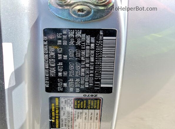 5XYZU3LB0JG538056 2018 HYUNDAI SANTA Silver VIN sticker view