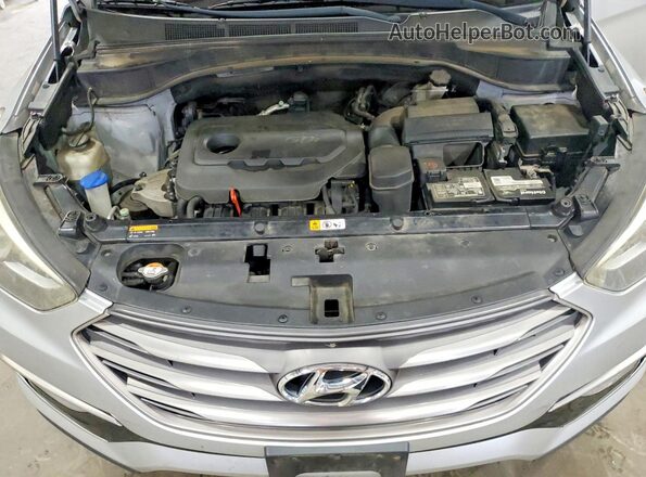 5XYZU3LB4HG384641 2017 HYUNDAI SANTA Silver Vista del compartimento del motor