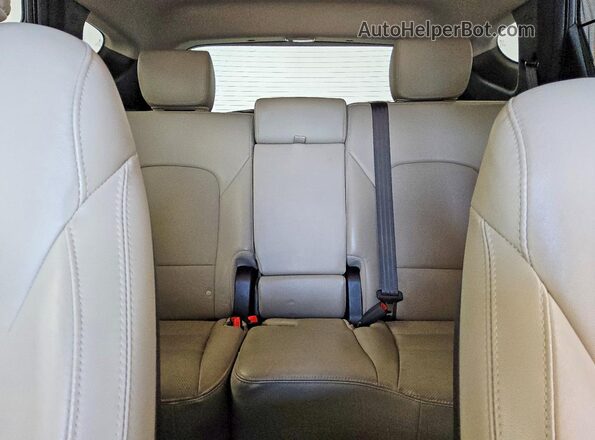 5XYZU3LB5HG419218 2017 HYUNDAI SANTA Silver უკანა სავარძლების ხედი