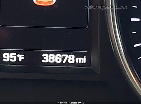 5XYZU3LB8JG548785 2018 HYUNDAI SANTA FE SPORT Silver 