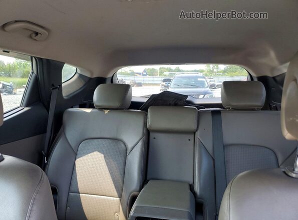 5XYZUDLB5GG357145 2016 HYUNDAI SANTA Gray Rear seats view