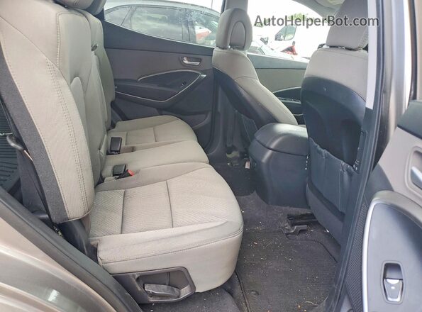 5XYZUDLB7JG510065 2018 HYUNDAI SANTA Gray Vista interior trasera
