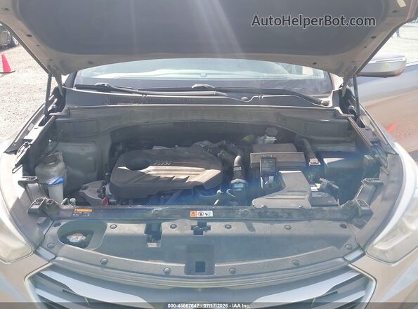 5XYZW4LA5HG491575 2017 HYUNDAI SANTA FE SPORT Gray Rear view