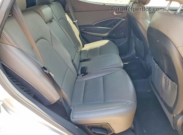 5XYZW4LAXHG386496 2017 HYUNDAI SANTA Silver Rear seats view