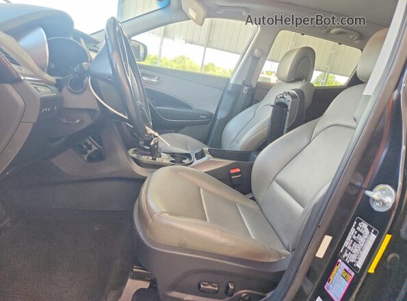 5XYZWDLA4HG494452 2017 HYUNDAI SANTA Черный Вид салона спереди