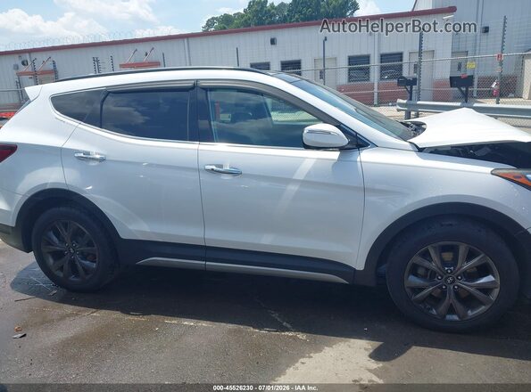 5XYZWDLAXHG388846 2017 HYUNDAI SANTA FE SPORT White Rear interior view