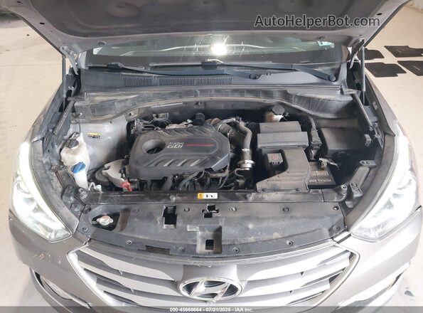 5XYZWDLAXHG413339 2017 HYUNDAI SANTA FE SPORT Серебряный Вид сзади