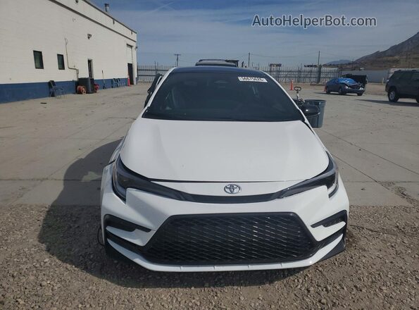 5YFB4MCE1SP251033 2025 TOYOTA COROLLA Белый Вид спереди
