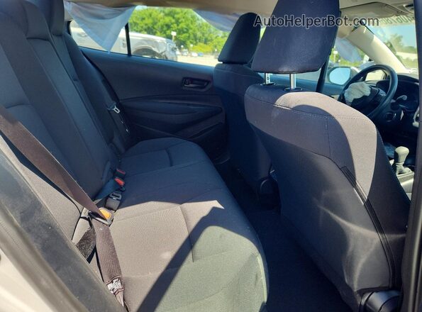 5YFB4MDE0TP394507 2026 TOYOTA COROLLA Silver Widok tylnych siedzeń