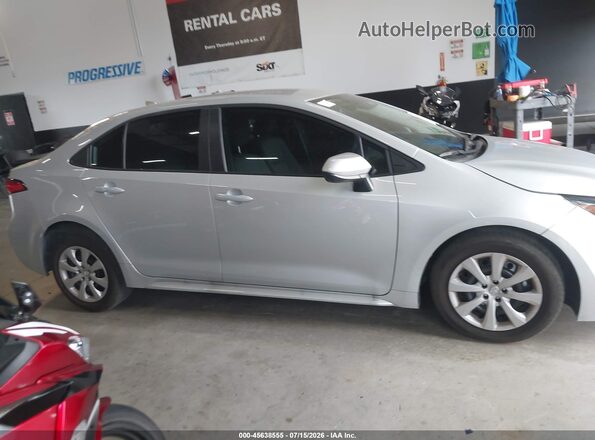 5YFB4MDE0TP412794 2026 TOYOTA COROLLA Silver Vista interior trasera