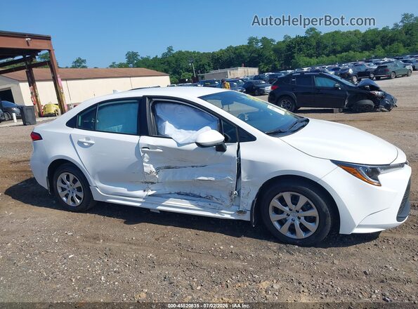 5YFB4MDE0TP436738 2026 TOYOTA COROLLA White Vista interior trasera