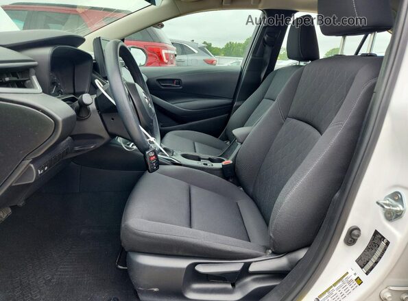 5YFB4MDE1RP202066 2024 TOYOTA COROLLA Белый Вид салона спереди