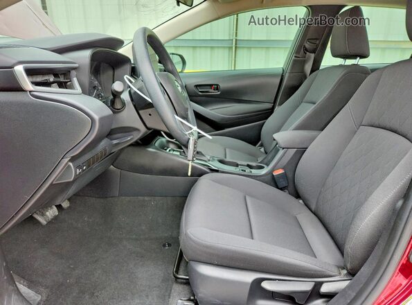 5YFB4MDE2RP085159 2024 TOYOTA COROLLA Red Вид салону спереду