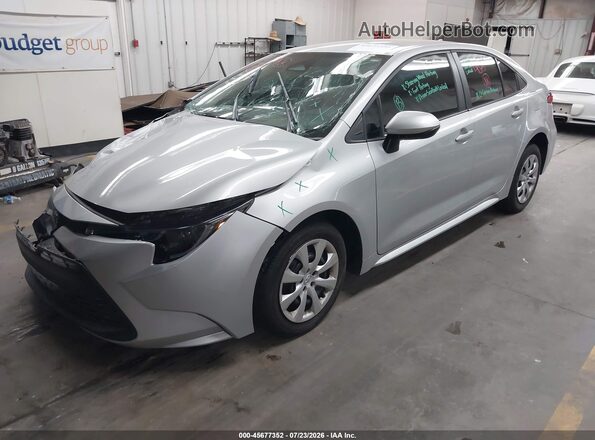 5YFB4MDE2RP157185 2024 TOYOTA COROLLA Silver წინა მარცხენა ხედი სამი მეოთხედიდან