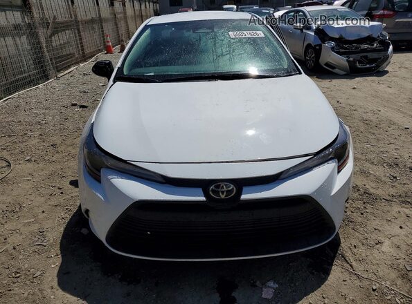 5YFB4MDE2RP211018 2024 TOYOTA COROLLA White Front view