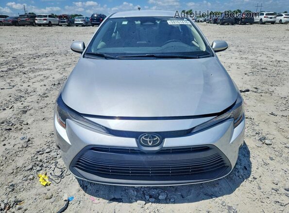 5YFB4MDE2SP334050 2025 TOYOTA COROLLA Silver Widok z przodu