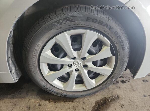 5YFB4MDE3PP003159 2023 TOYOTA COROLLA Серебряный 