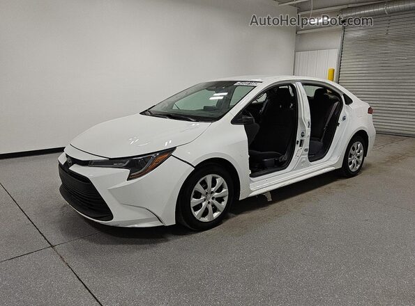 5YFB4MDE3RP126608 2024 TOYOTA COROLLA White Vista interior de 360 grados