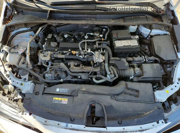 5YFB4MDE3RP134675 2024 TOYOTA COROLLA White Սալոնի հետևի տեսք