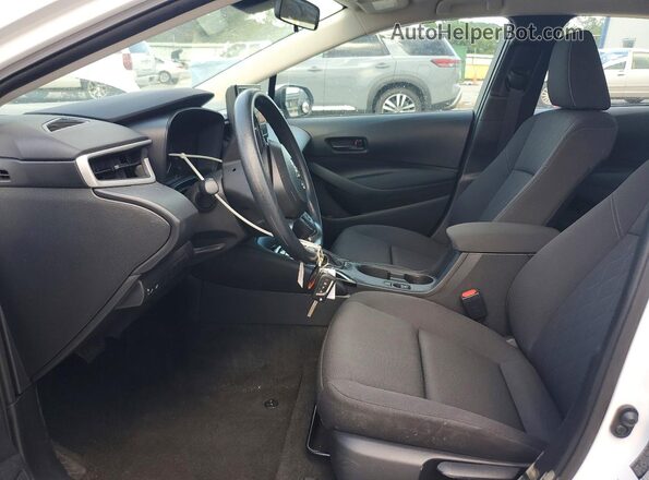 5YFB4MDE3SP245202 2025 TOYOTA COROLLA White Вид салону спереду