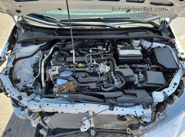 5YFB4MDE3TP368662 2026 TOYOTA COROLLA White Widok wnętrza z tyłu