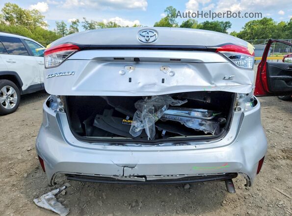 5YFB4MDE4RP092176 2024 TOYOTA COROLLA Silver Вид ззаду