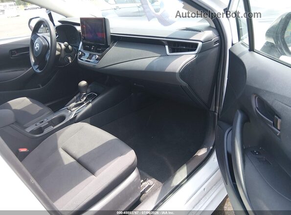 5YFB4MDE4RP176014 2024 TOYOTA COROLLA White Սալոնի դիմացի տեսք
