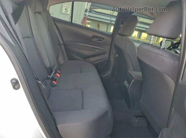 5YFB4MDE4SP298085 2025 TOYOTA COROLLA White Vista de los asientos traseros