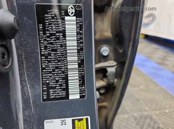 5YFB4MDE4TP377967 2026 TOYOTA COROLLA Gray Vista del compartimento del motor
