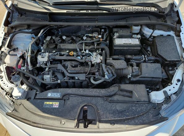 5YFB4MDE4TP405394 2026 TOYOTA COROLLA White Widok wnętrza z tyłu