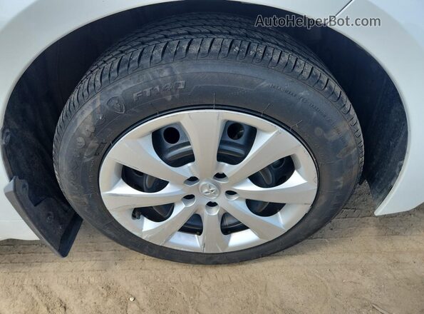5YFB4MDE4TP405394 2026 TOYOTA COROLLA White Widok naklejki z numerem VIN