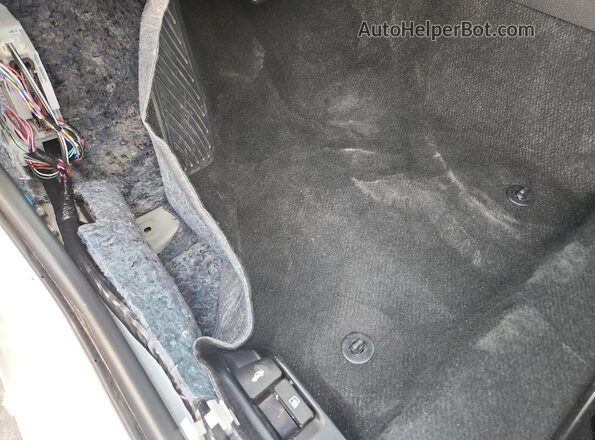 5YFB4MDE4TP405394 2026 TOYOTA COROLLA White Widok wnętrza 360 stopni