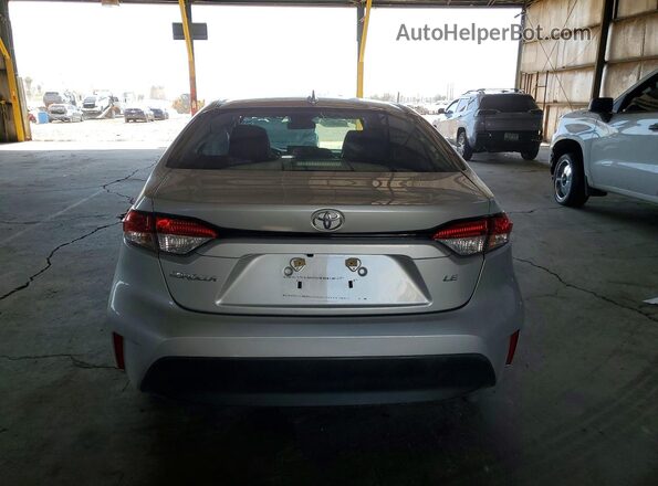 5YFB4MDE5RP162736 2024 TOYOTA COROLLA Silver Հետևի տեսք
