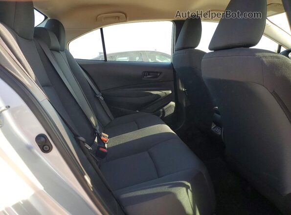 5YFB4MDE5TP432569 2026 TOYOTA COROLLA Silver Widok tylnych siedzeń