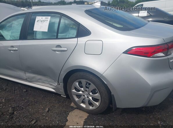 5YFB4MDE5TP449209 2026 TOYOTA COROLLA Silver Front view