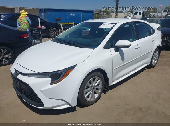 5YFB4MDE6SP303755 2025 TOYOTA COROLLA White Przód lewy