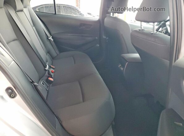 5YFB4MDE6TP447467 2026 TOYOTA COROLLA Silver Vista de los asientos traseros