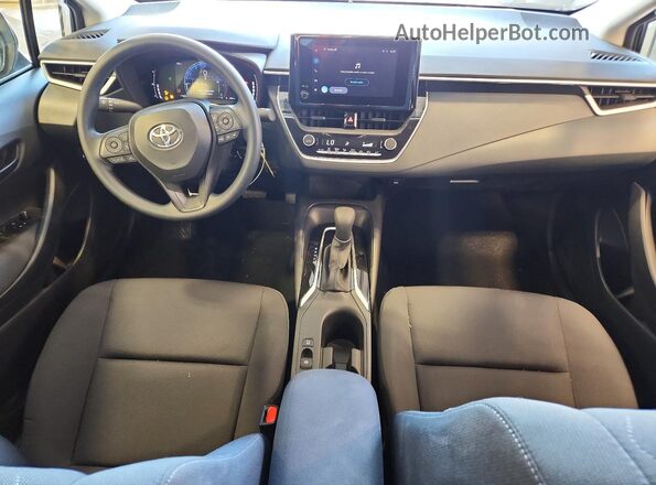 5YFB4MDE6TP465872 2026 TOYOTA COROLLA Silver Dashboard view