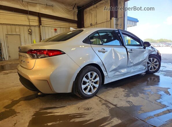 5YFB4MDE6TP465872 2026 TOYOTA COROLLA Silver Rear right