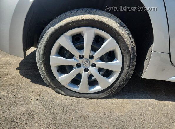 5YFB4MDE7PP055877 2023 TOYOTA COROLLA Silver 