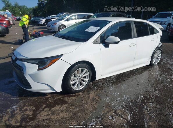 5YFB4MDE7RP129138 2024 TOYOTA COROLLA Белый Передняя левая четверть