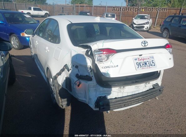 5YFB4MDE7RP132315 2024 TOYOTA COROLLA White Սալոնի 360 աստիճան տեսք