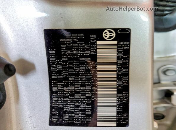 5YFB4MDE7SP323092 2025 TOYOTA COROLLA Silver Vista de la etiqueta del VIN