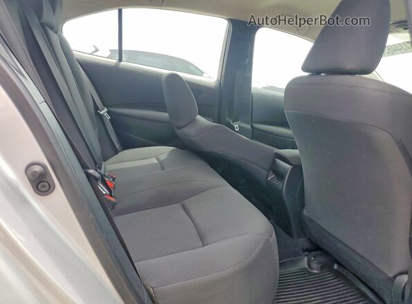5YFB4MDEXRP113578 2024 TOYOTA COROLLA Silver Հետևի նստատեղերի տեսք