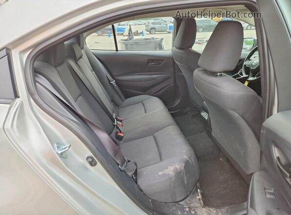5YFB4MDEXSP294185 2025 TOYOTA COROLLA Silver Vista de los asientos traseros