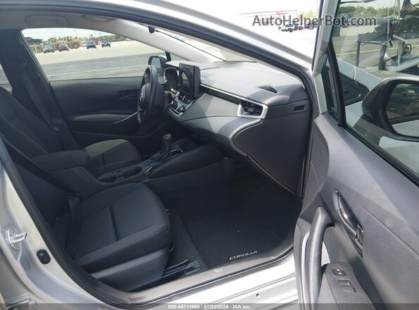 5YFB4MDEXSP355549 2025 TOYOTA COROLLA Silver Вид салону спереду